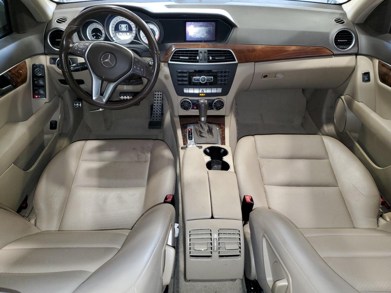 2012 Mercedes-Benz C 300 4Matic VIN: WDDGF8BB4CR233606 Lot: 75542644