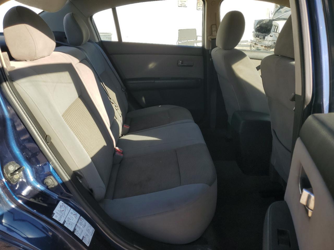 2011 Nissan Sentra - Image 10