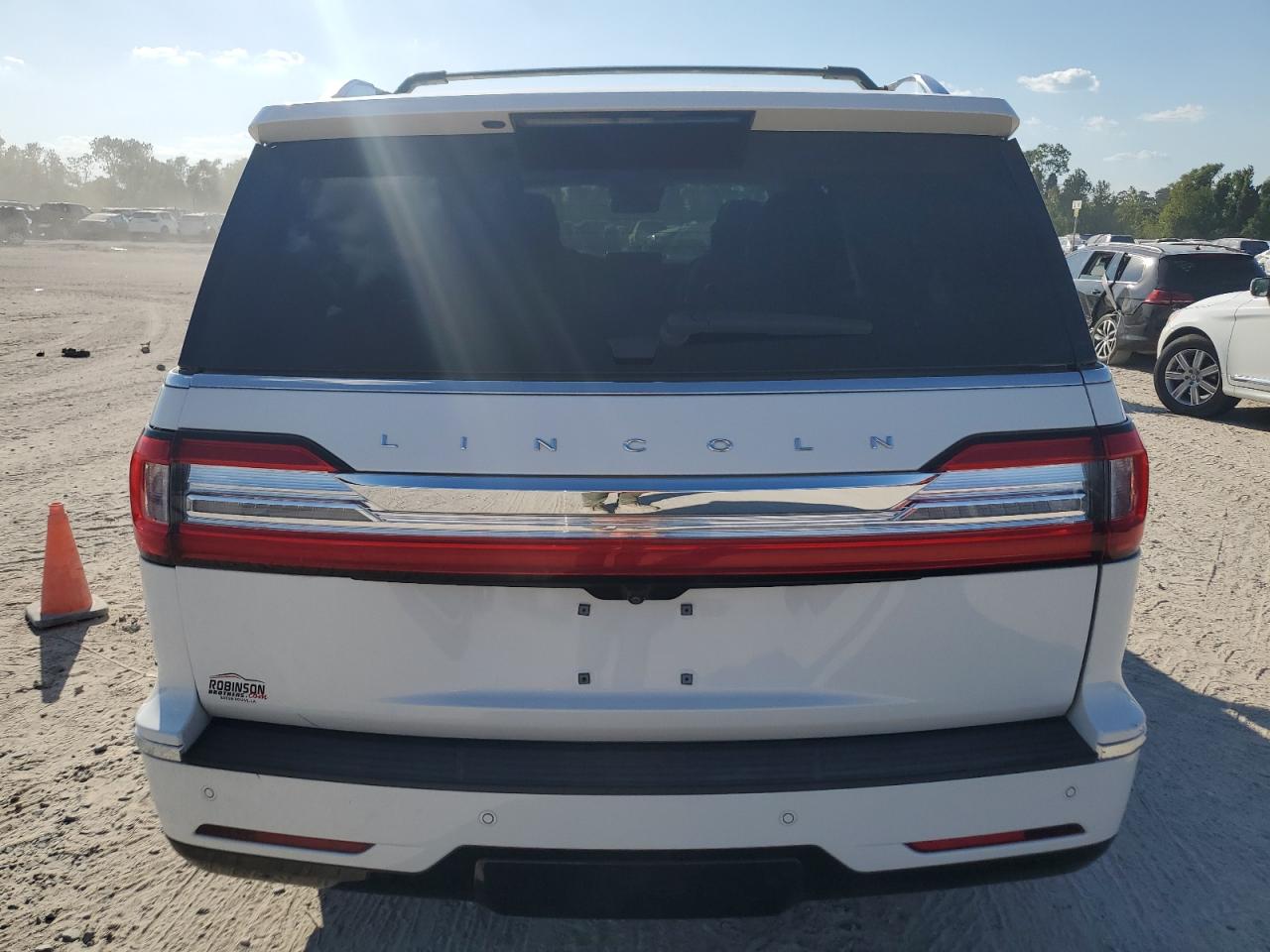 2020 Lincoln Navigator L Reserve VIN: 5LMJJ3KTXLEL11526 Lot: 75241484