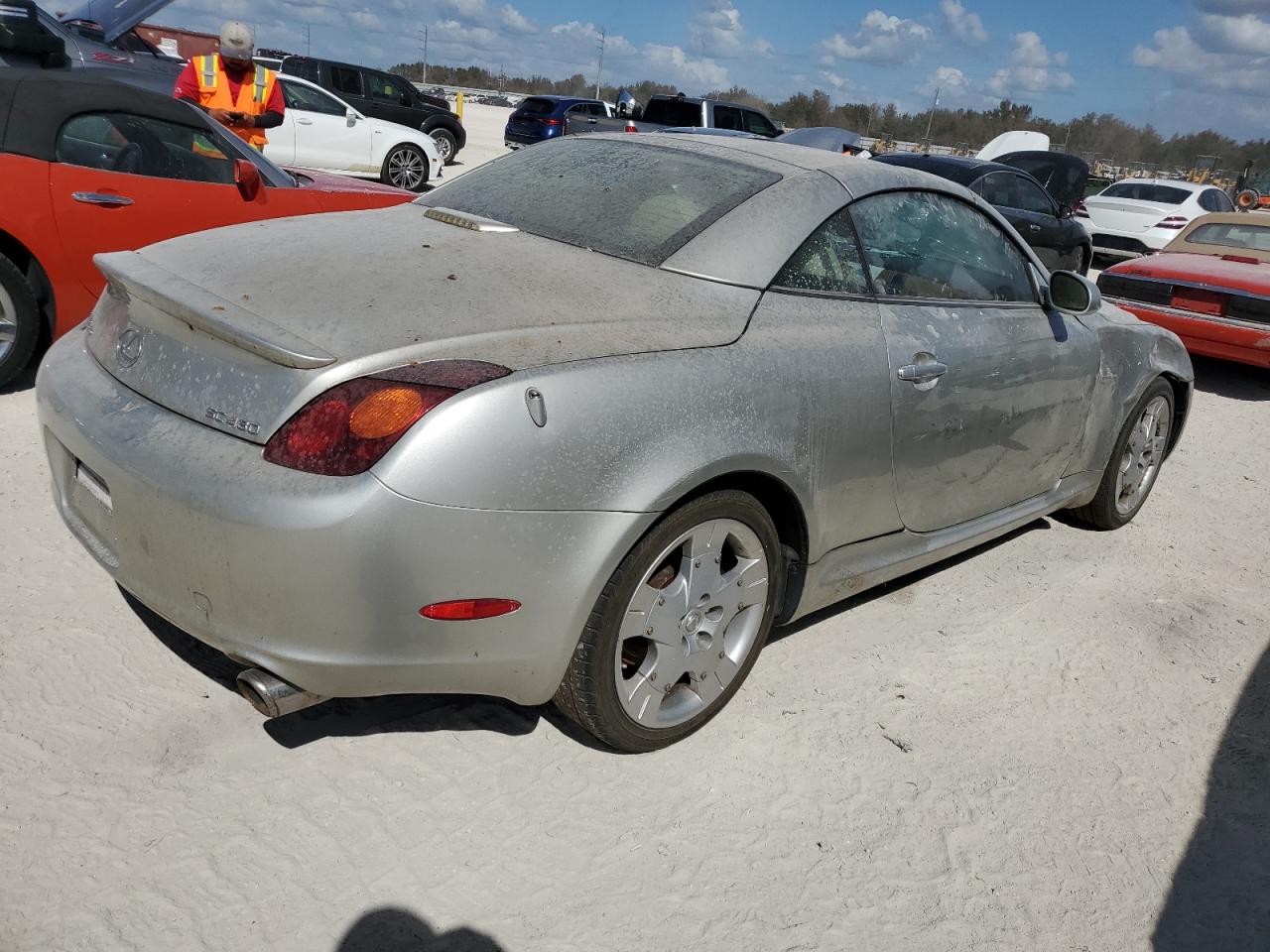 2002 Lexus SC - Image 3