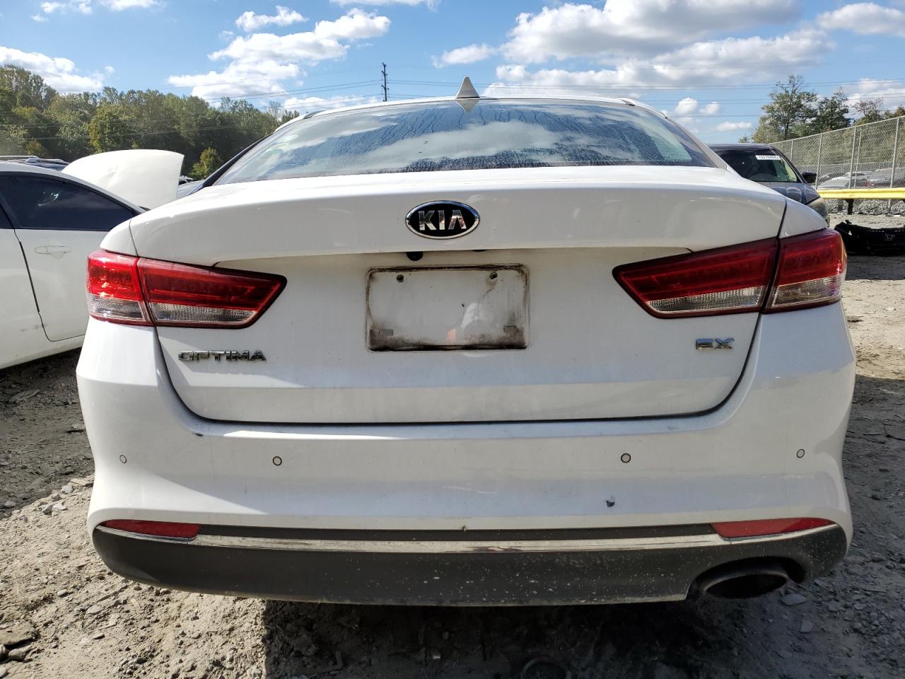 5XXGU4L35JG239222 2018 Kia Optima Ex