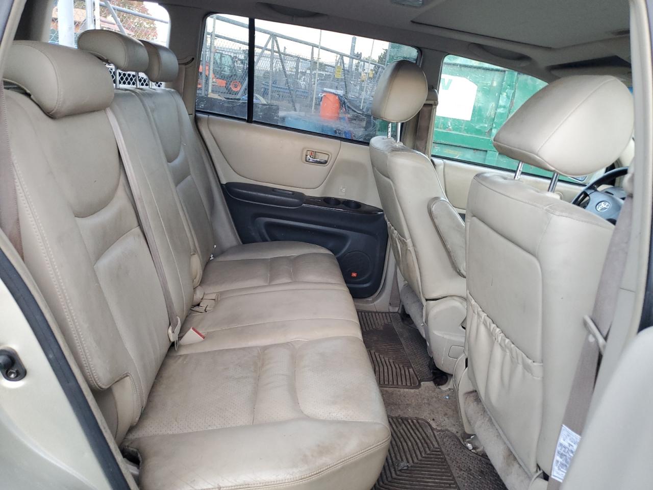 JTEHF21A710007562 2001 Toyota Highlander