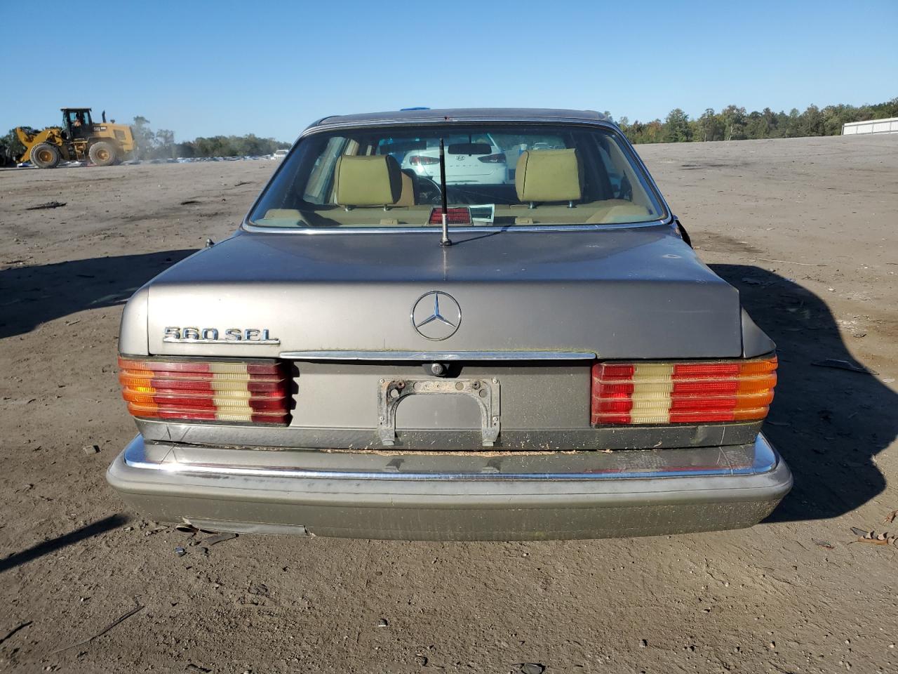 1989 Mercedes-Benz 560 Sel VIN: WDBCA39D1KA429080 Lot: 75631614