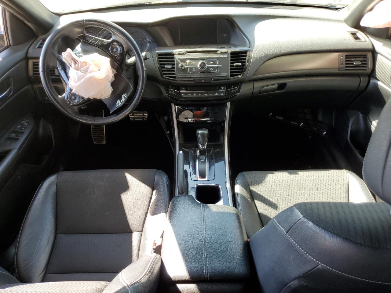 2017 Honda Accord - Image 8