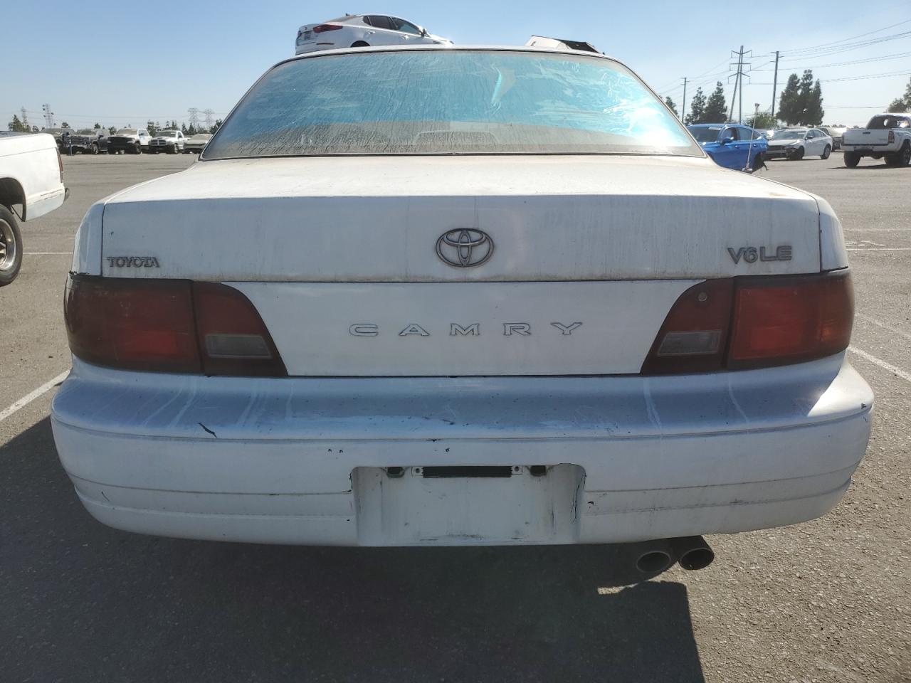 1996 Toyota Camry Le VIN: 4T1BF12K8TU865366 Lot: 74633424