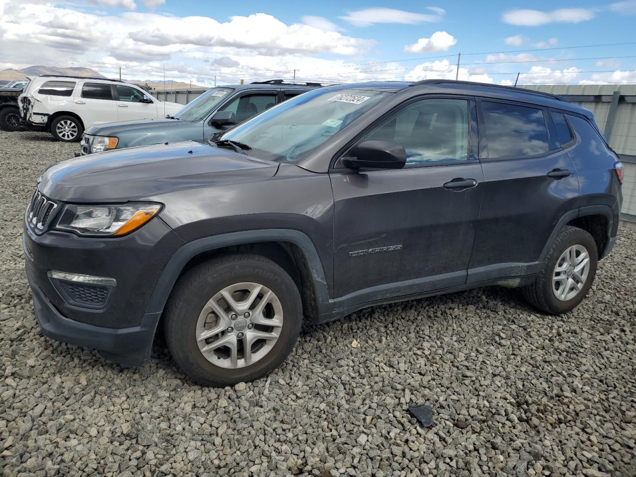 VIN 3C4NJCAB7HT652391 2017 JEEP COMPASS no.1