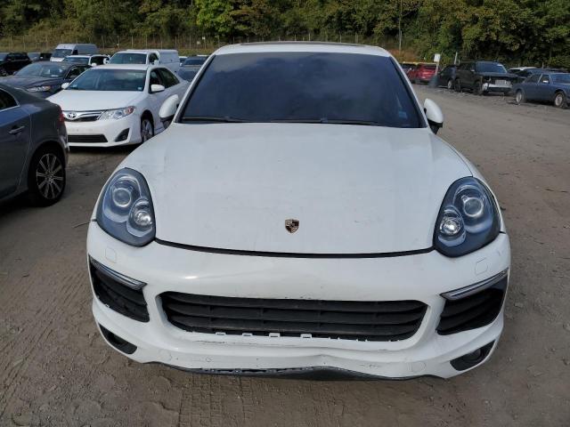 Паркетники PORSCHE CAYENNE 2017 Белый