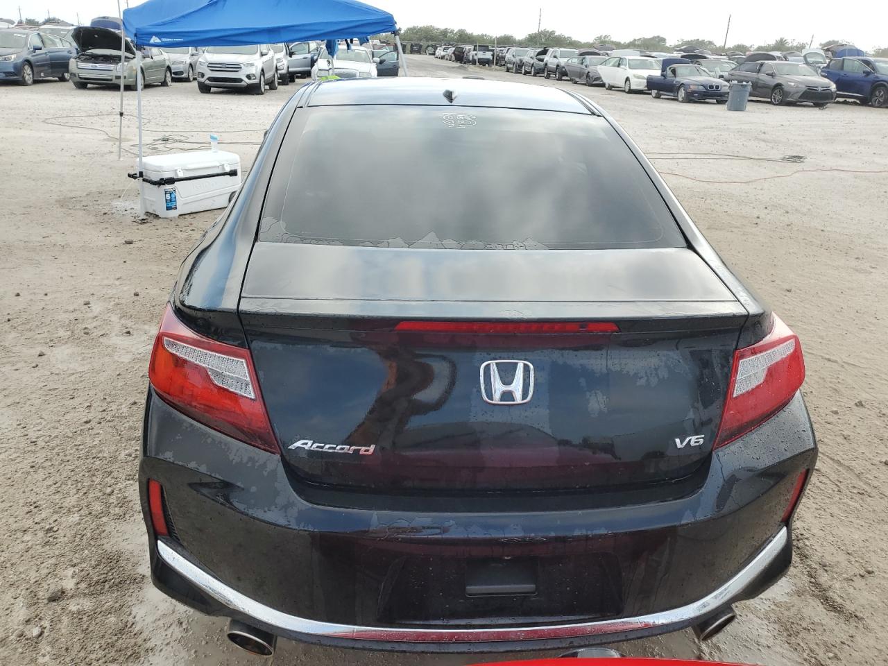 1HGCT2B82HA003279 2017 Honda Accord Exl