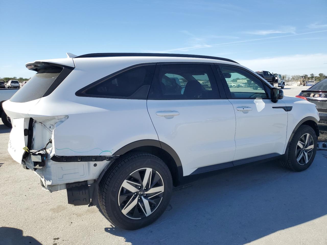 2022 Kia Sorento - Image 3