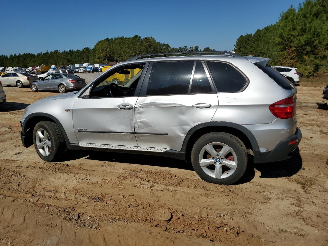 2010 BMW X5 - Image 2