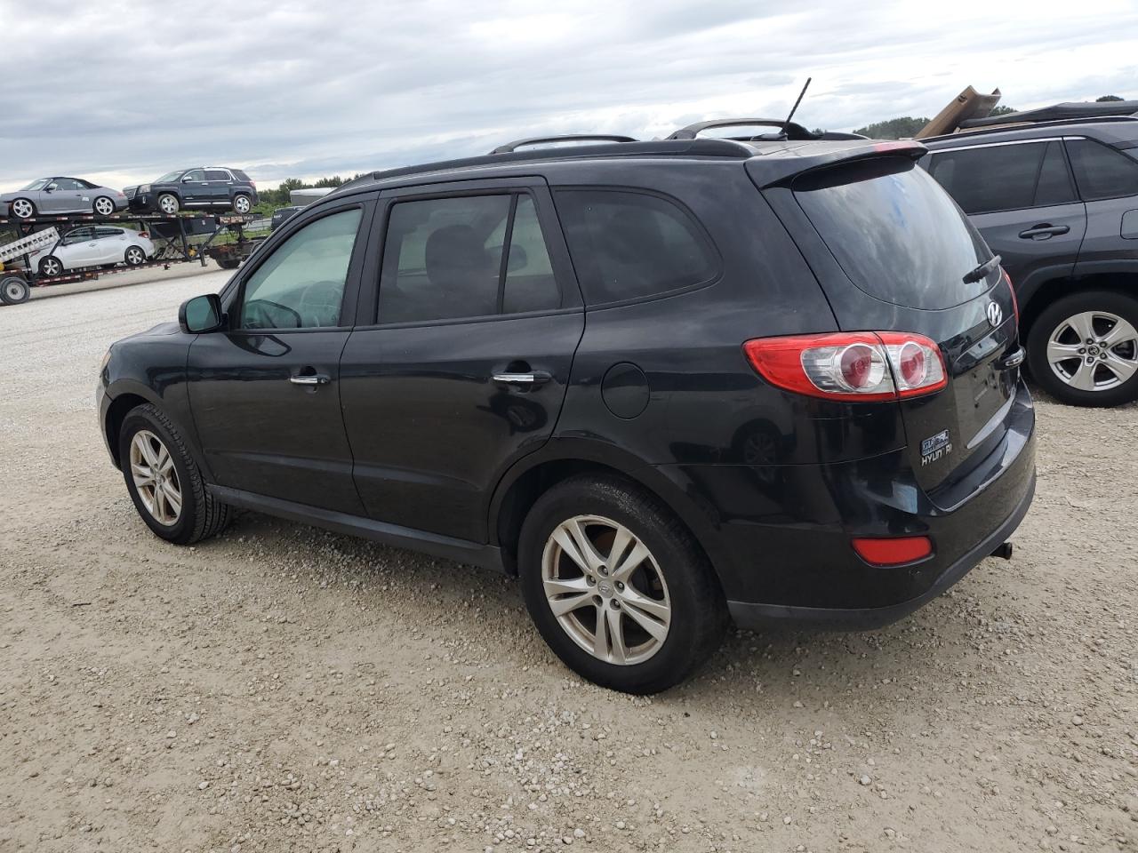 2011 Hyundai Santa Fe - Image 2