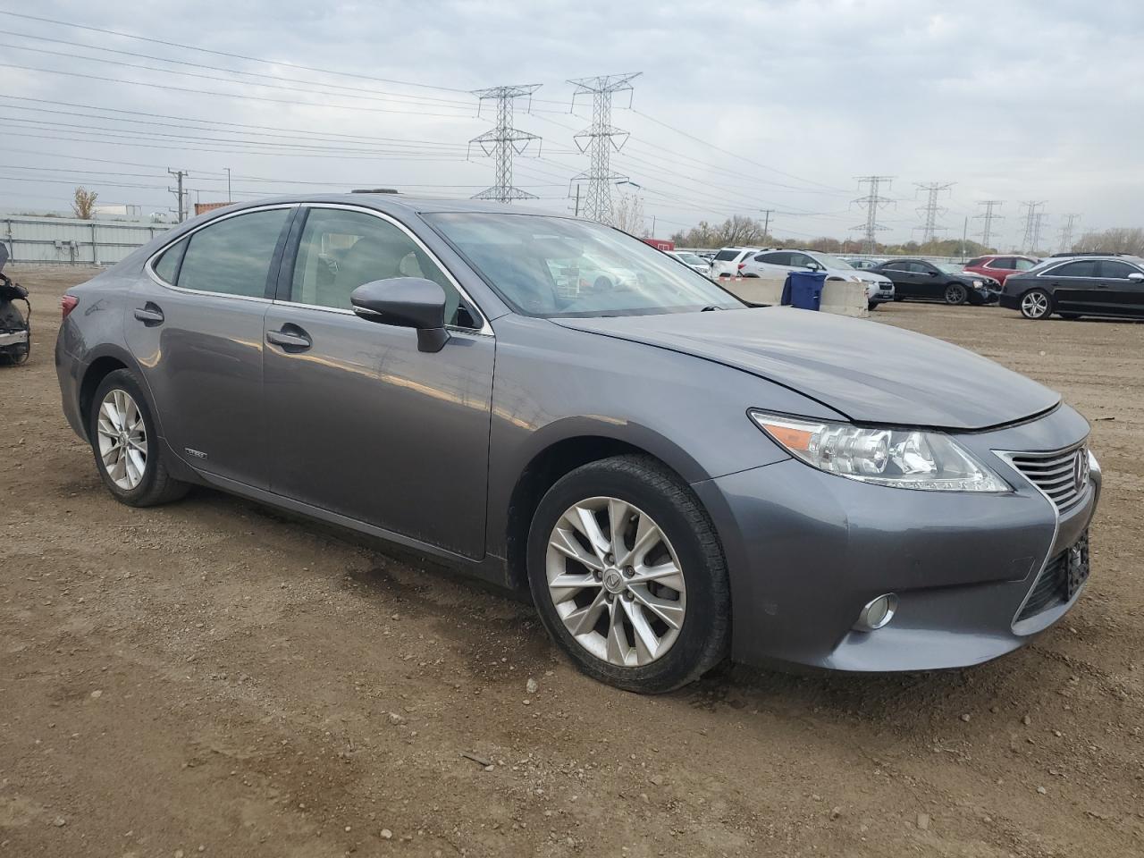 2013 Lexus ES - Image 4