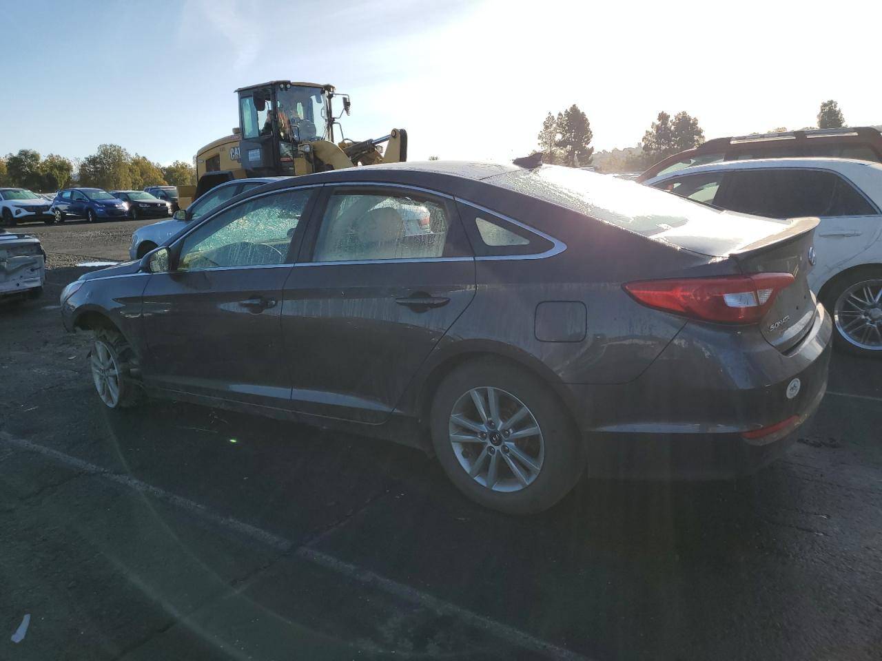 2015 Hyundai Sonata - Image 2