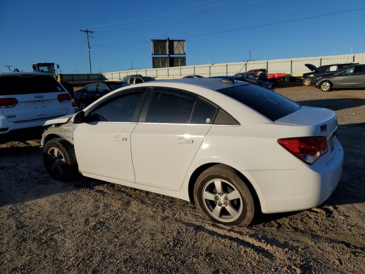 VIN 1G1PE5SB8G7155806 2016 CHEVROLET CRUZE no.2