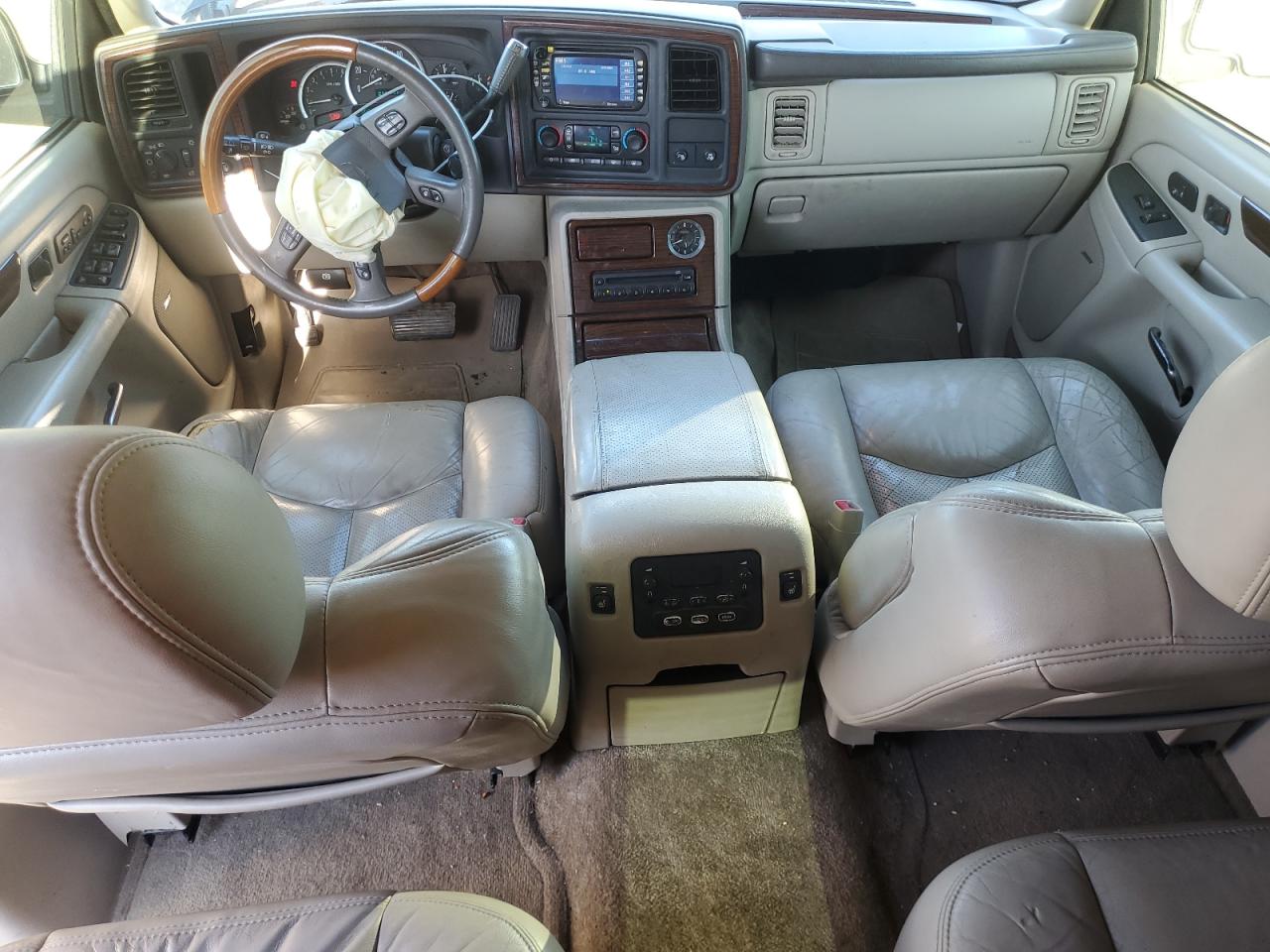 2003 Cadillac Escalade Luxury VIN: 1GYEK63N63R275778 Lot: 76826794