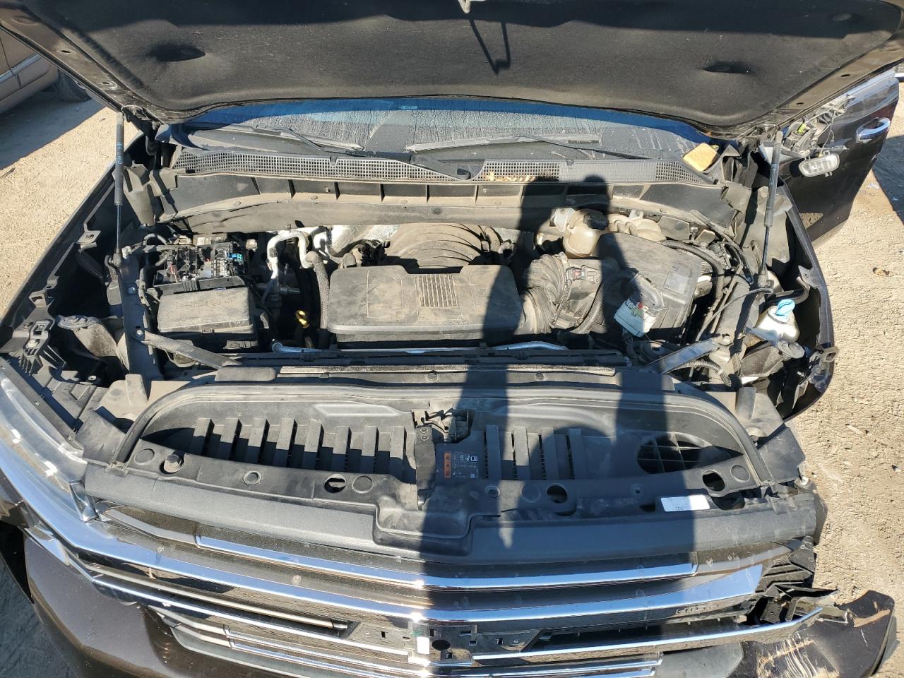 2019 Chevrolet Silverado - Image 11