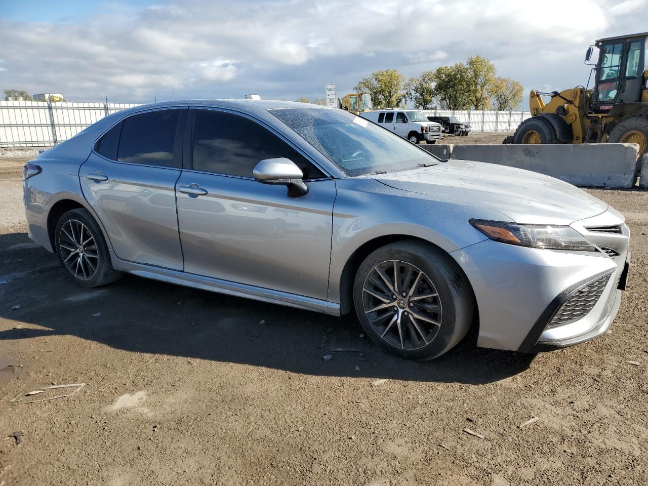 2021 Toyota Camry - Image 4
