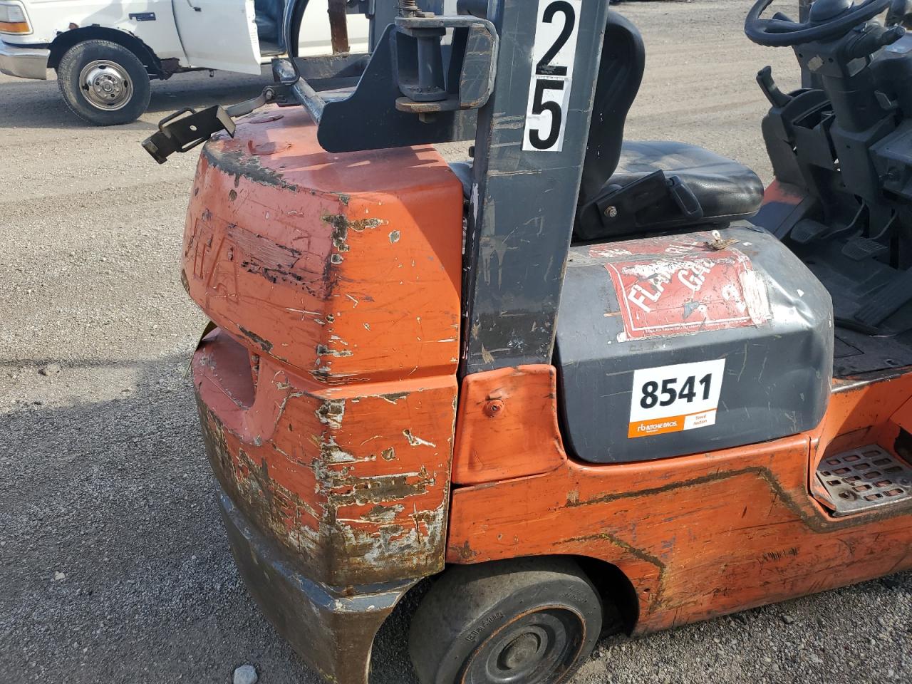 2004 Toyota Forklift VIN: 7FGCU2583100 Lot: 77371894