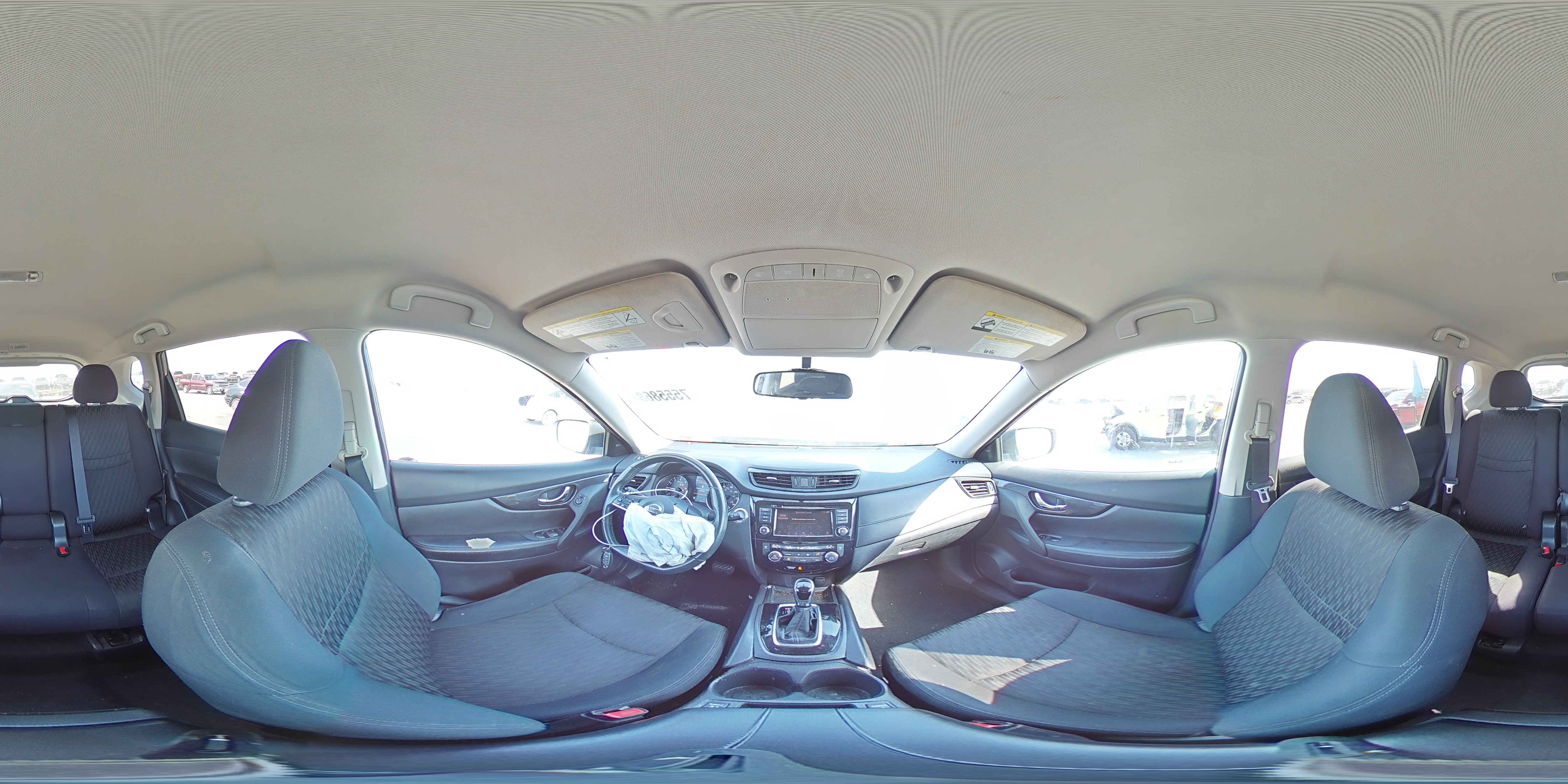 2018 Nissan Rogue - Image 14