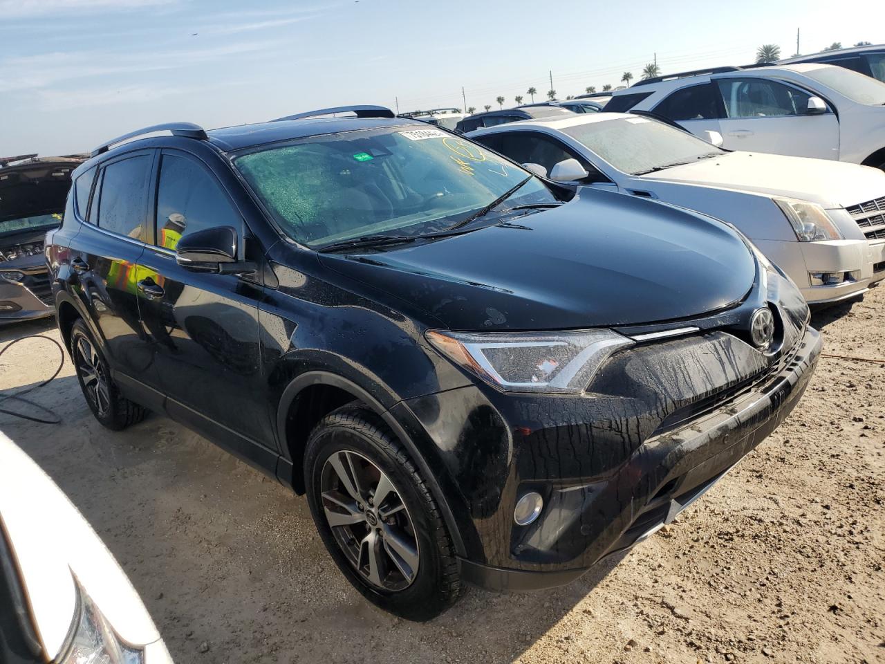 2018 Toyota RAV 4 - Image 4