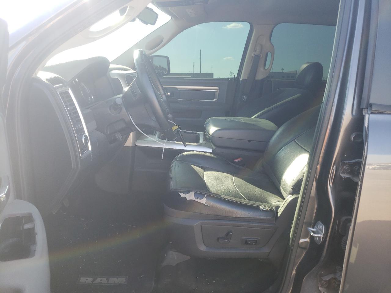 1C6RR7LM6GS175668 2016 Ram 1500 Slt