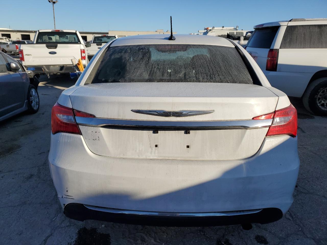 2013 Chrysler 200 - Image 6