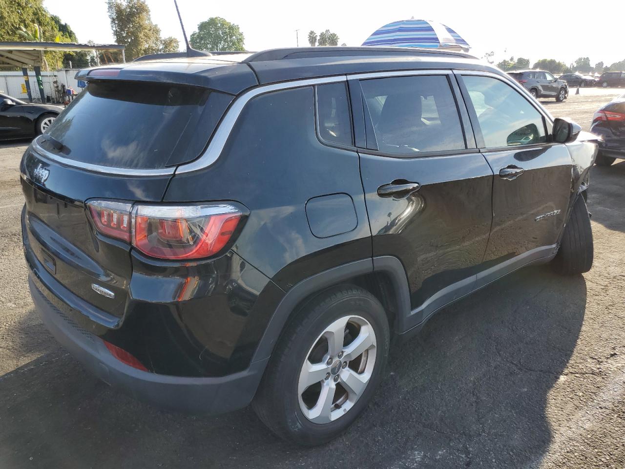 2019 Jeep Compass - Image 3