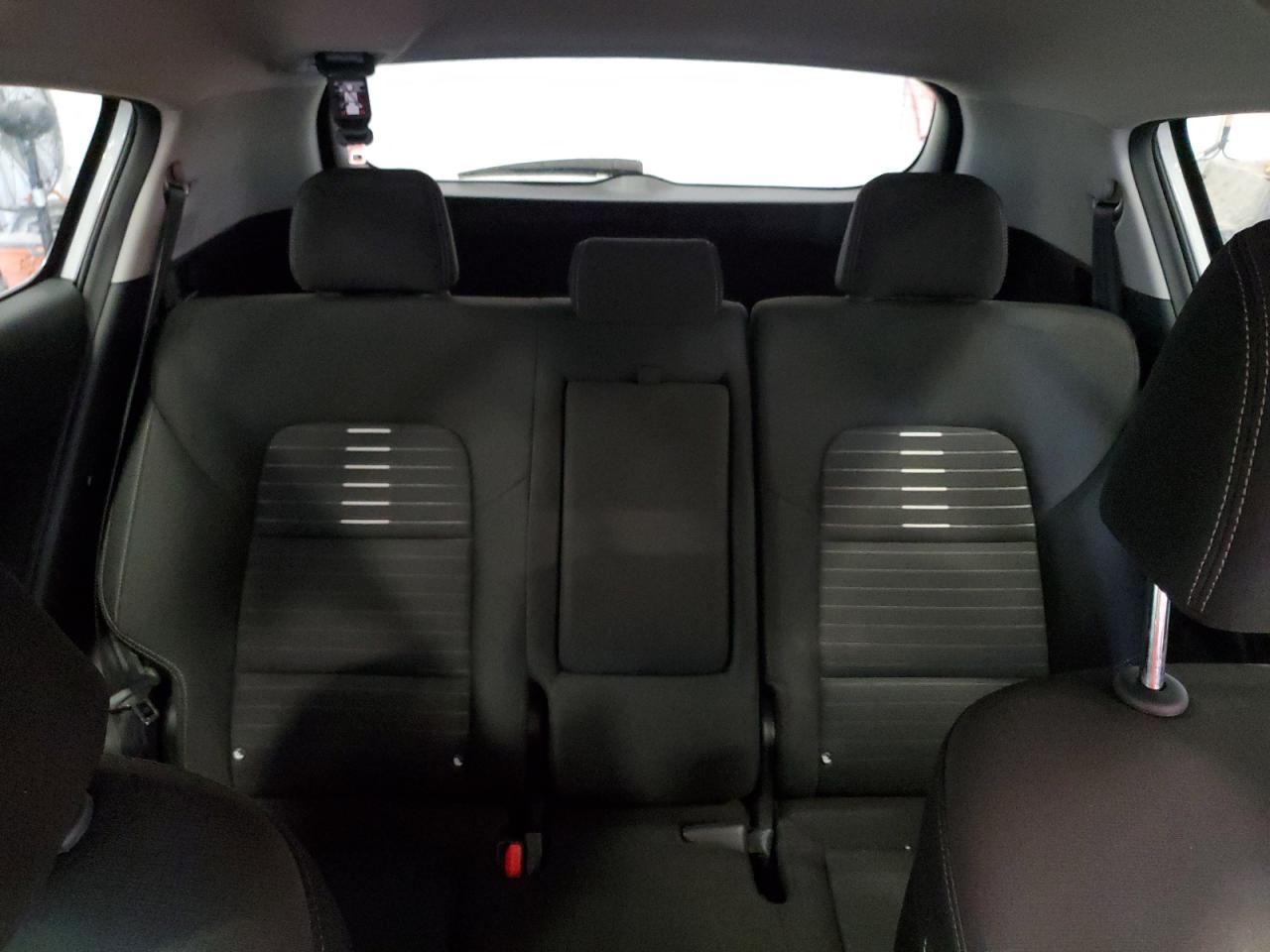 2021 Kia Sportage - Image 10