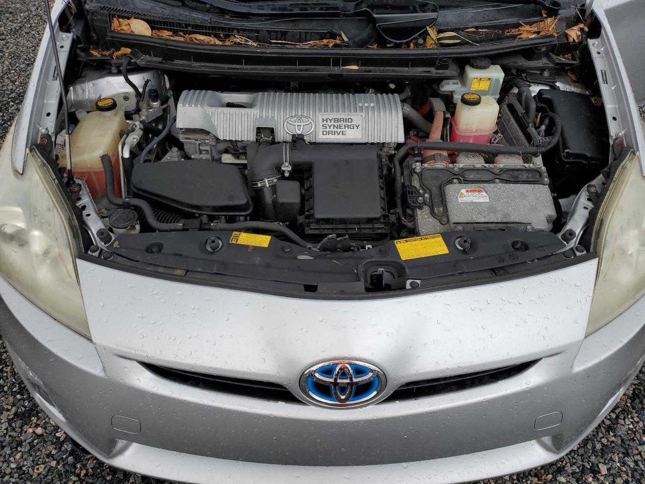 2010 Toyota Prius - Image 12
