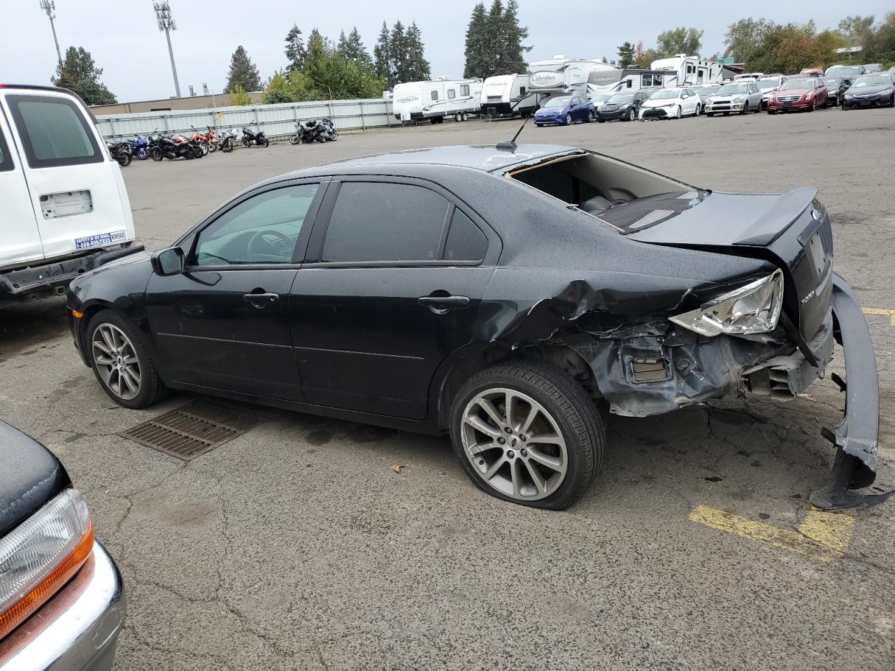 2009 Ford Fusion - Image 2