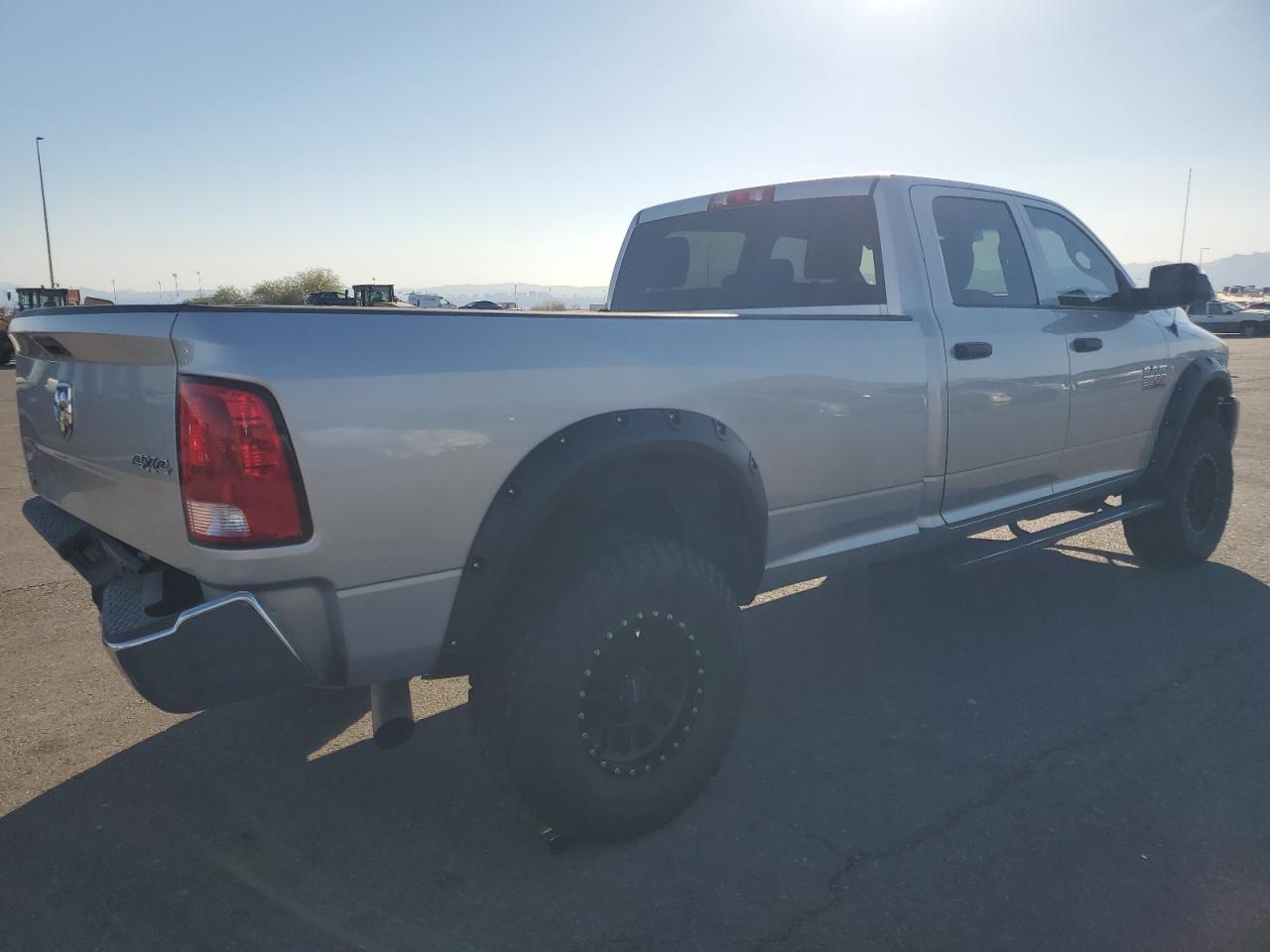 2015 RAM 3500 - Image 3