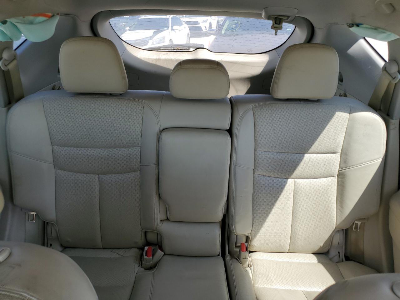 2015 Nissan Murano - Image 10