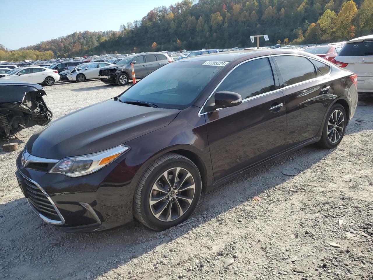 2016 TOYOTA AVALON