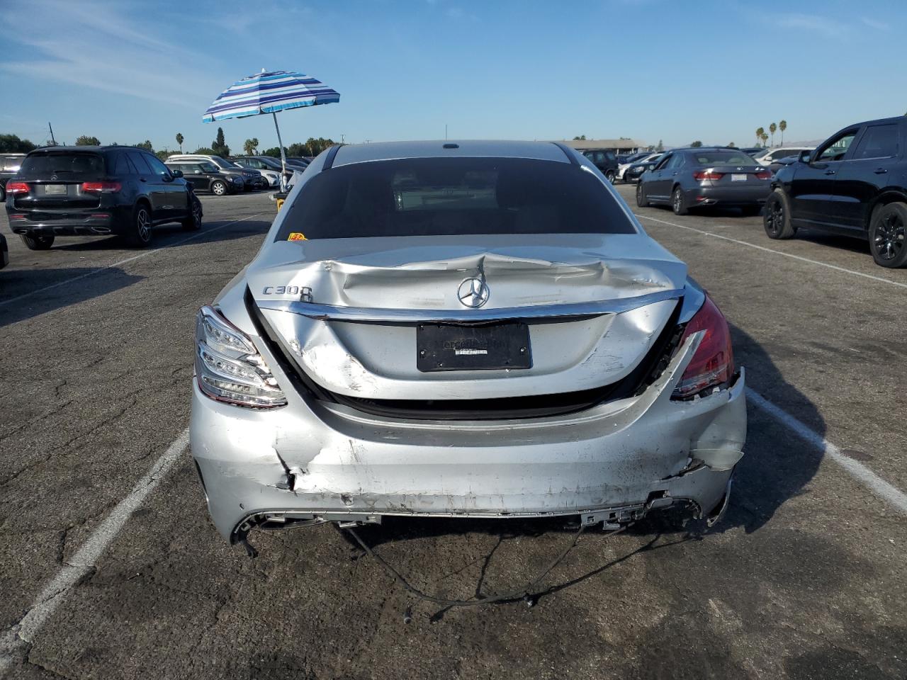 2017 Mercedes-Benz C 300 VIN: 55SWF4JB7HU200725 Lot: 77154554