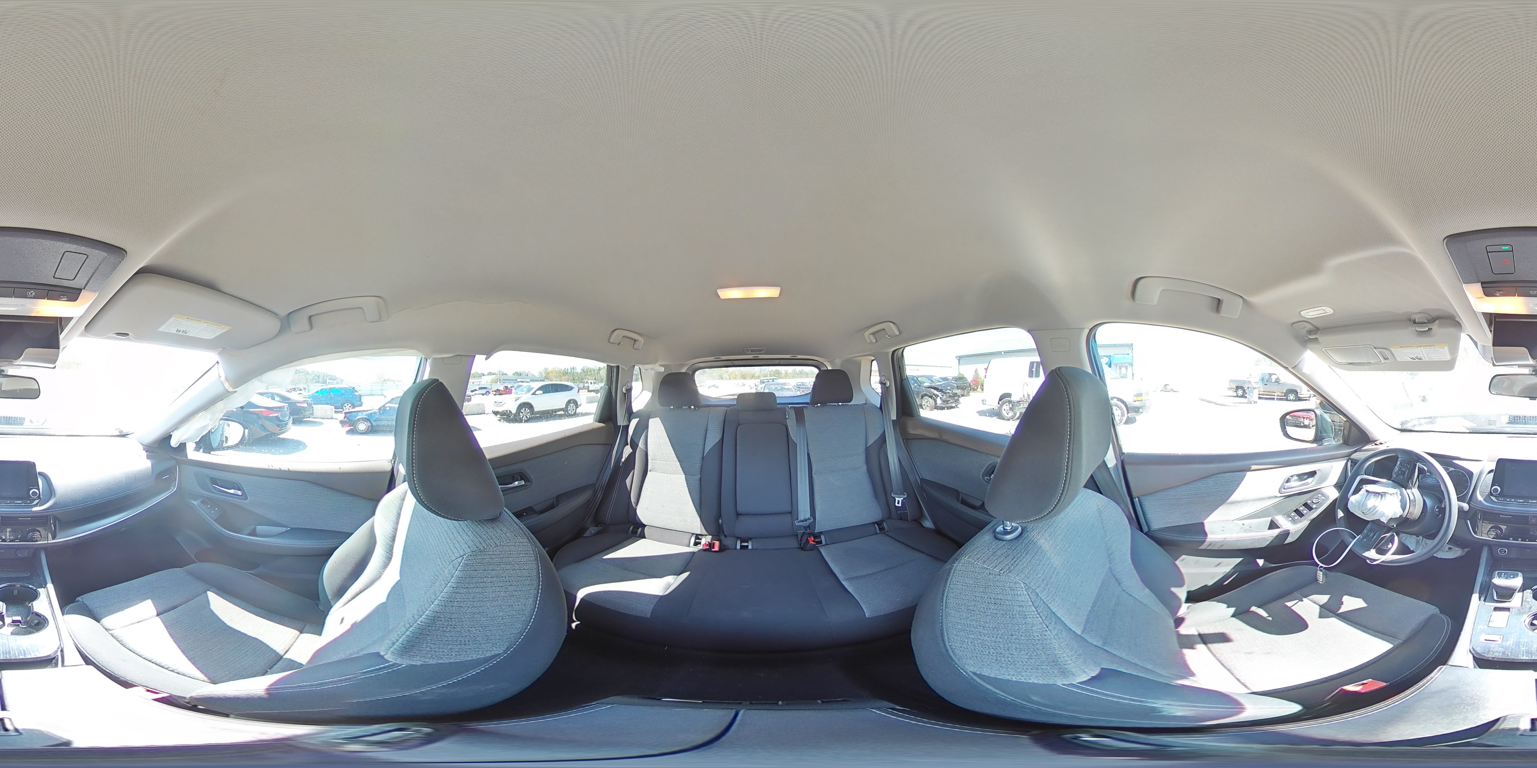 2021 Nissan Rogue - Image 15