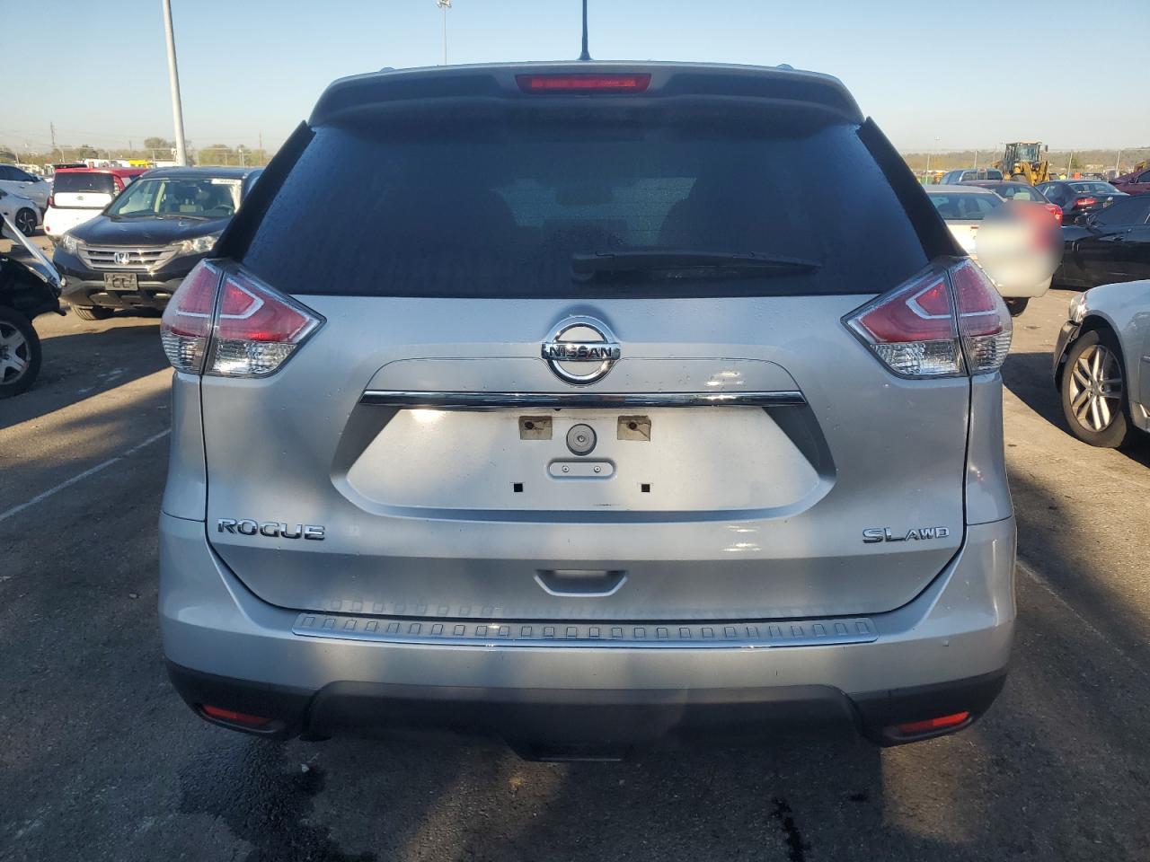 5N1AT2MV1FC815985 2015 Nissan Rogue S