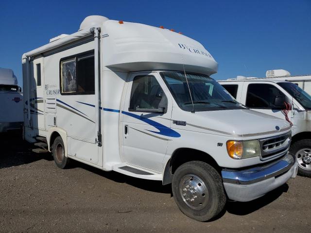 2003 Ford Econoline E350 Super Duty Cutaway Van за продажба в Eugene, OR - Vandalism