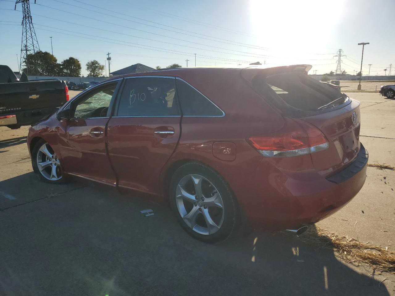 2009 Toyota Venza - Image 2
