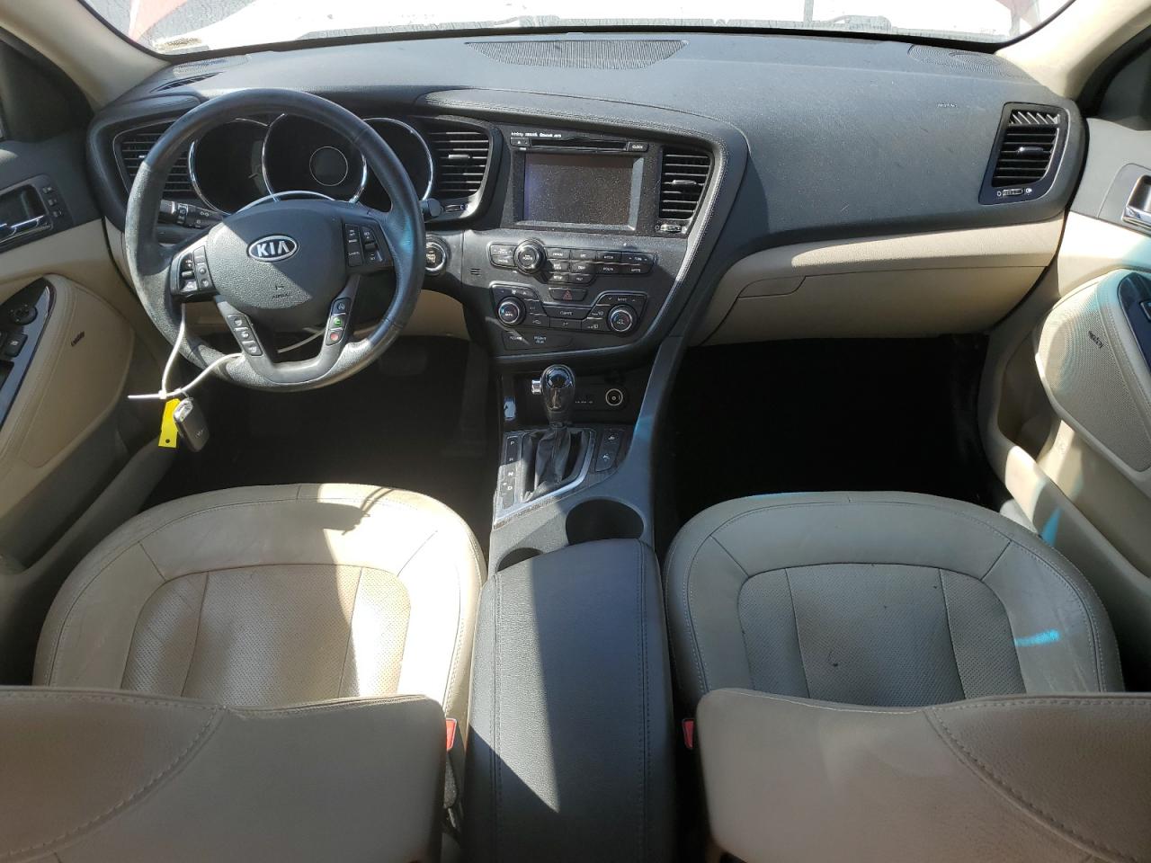 2011 Kia Optima - Image 8