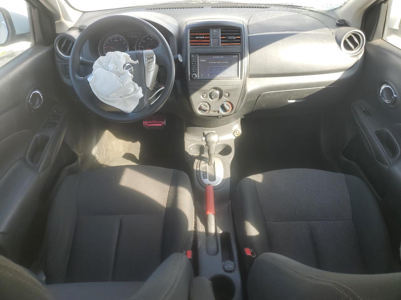 3N1CN7AP0KL858421 2019 Nissan Versa S