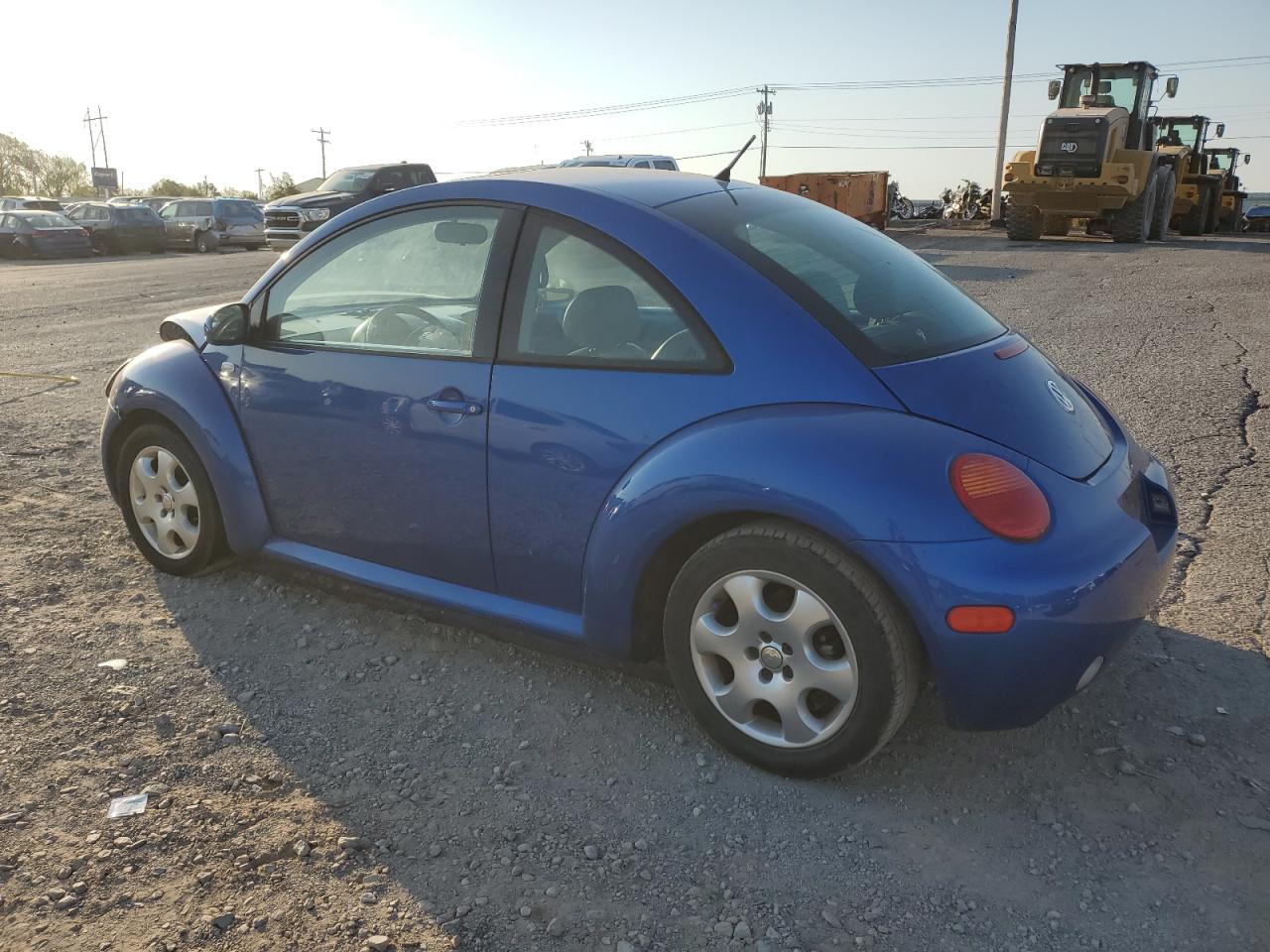 2003 Volkswagen Beetle - Image 2