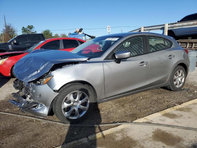  MAZDA 3 2015 Silver