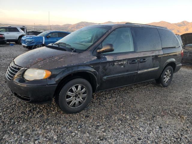 2005 Chrysler Town & Country Touring