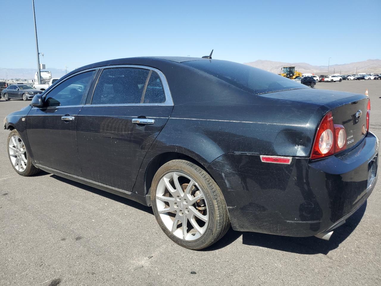 2008 Chevrolet Malibu - Image 2