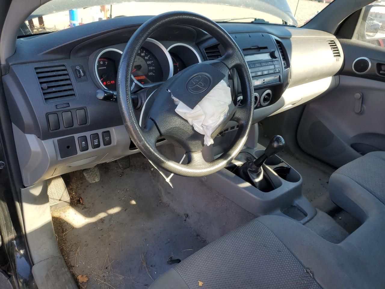 2009 Toyota Tacoma - Image 8