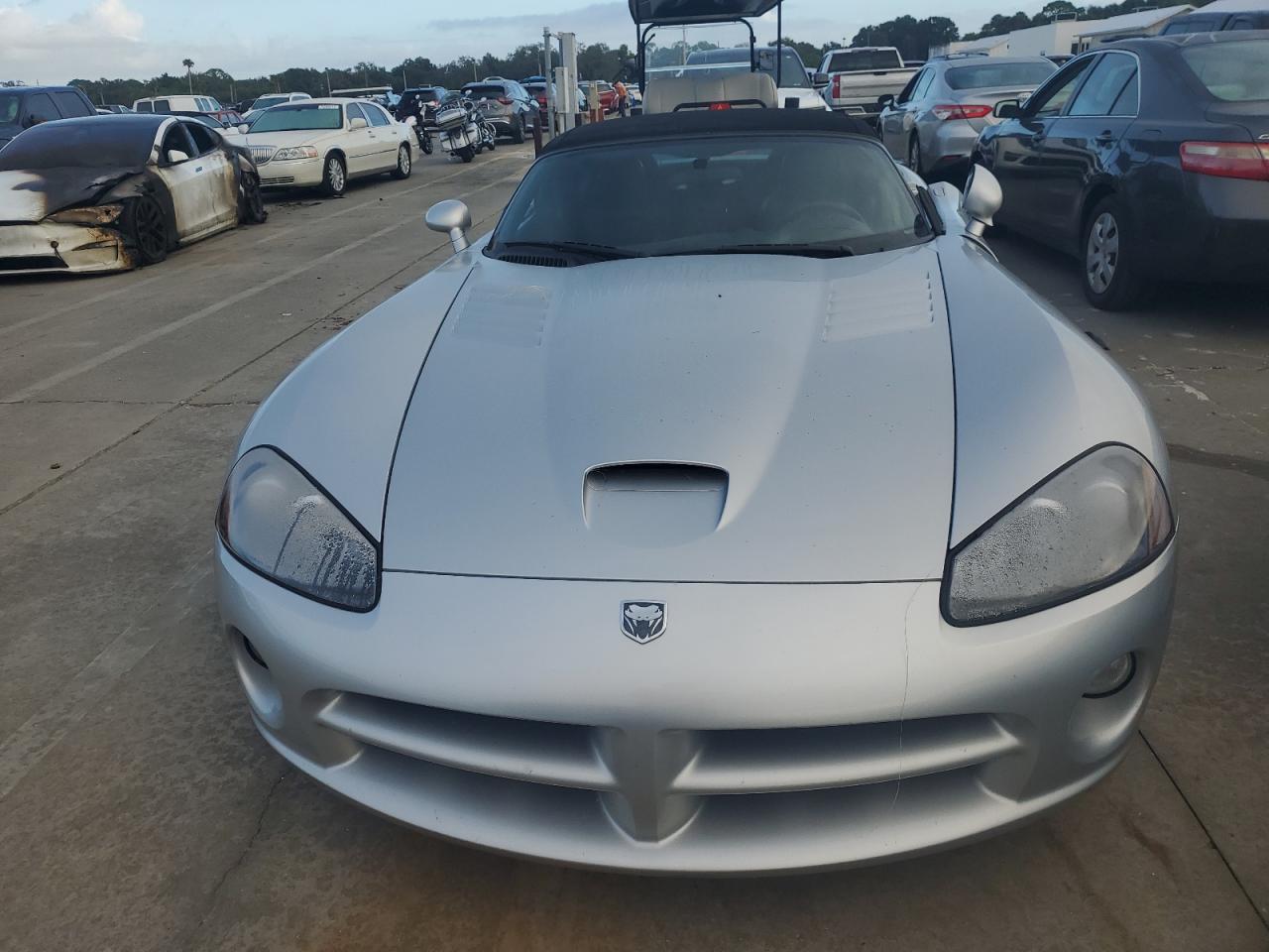 2004 Dodge Viper - Image 5