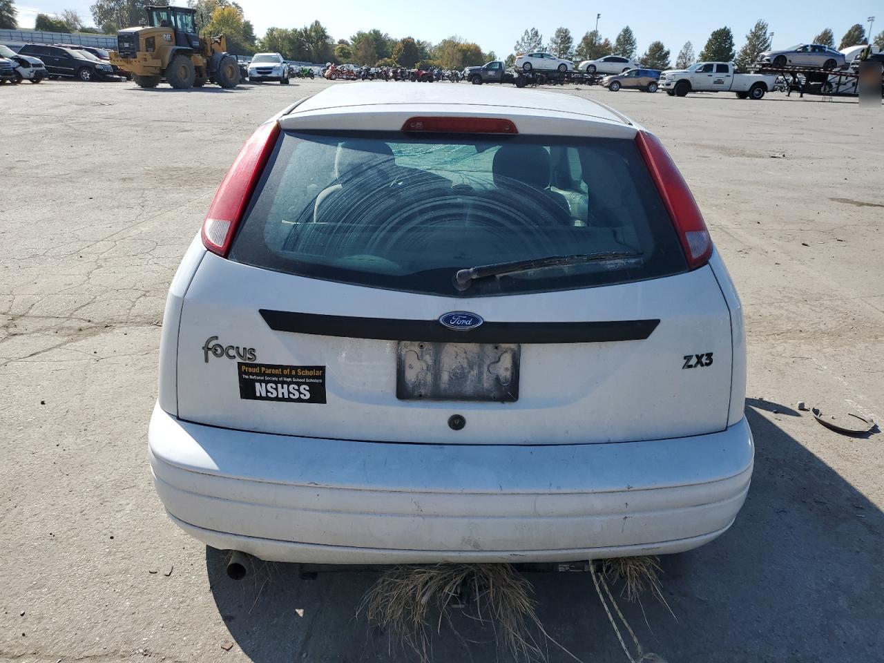 2002 Ford Focus - Image 6