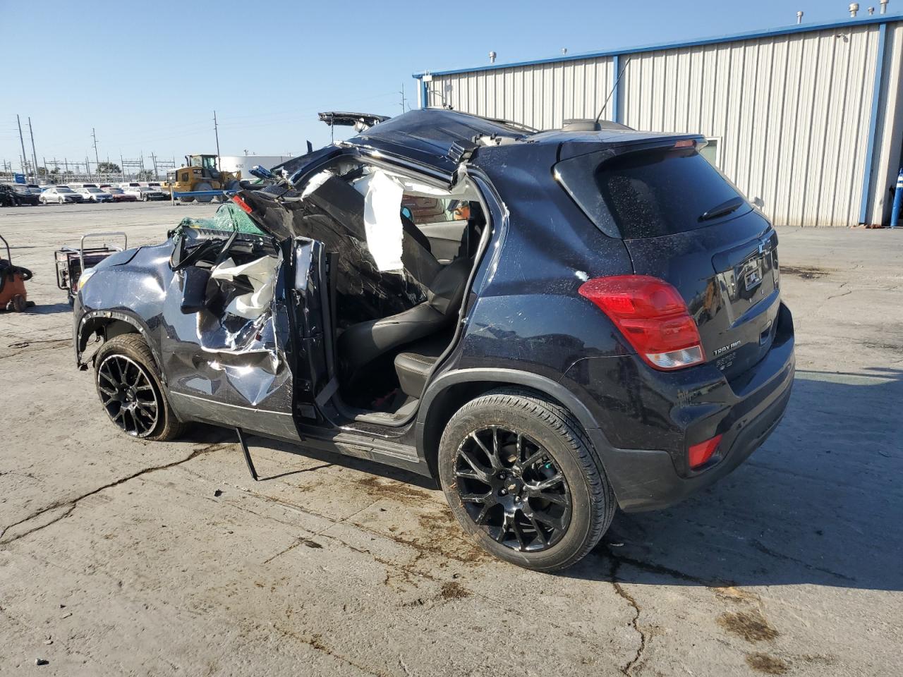 2021 Chevrolet Trax - Image 2