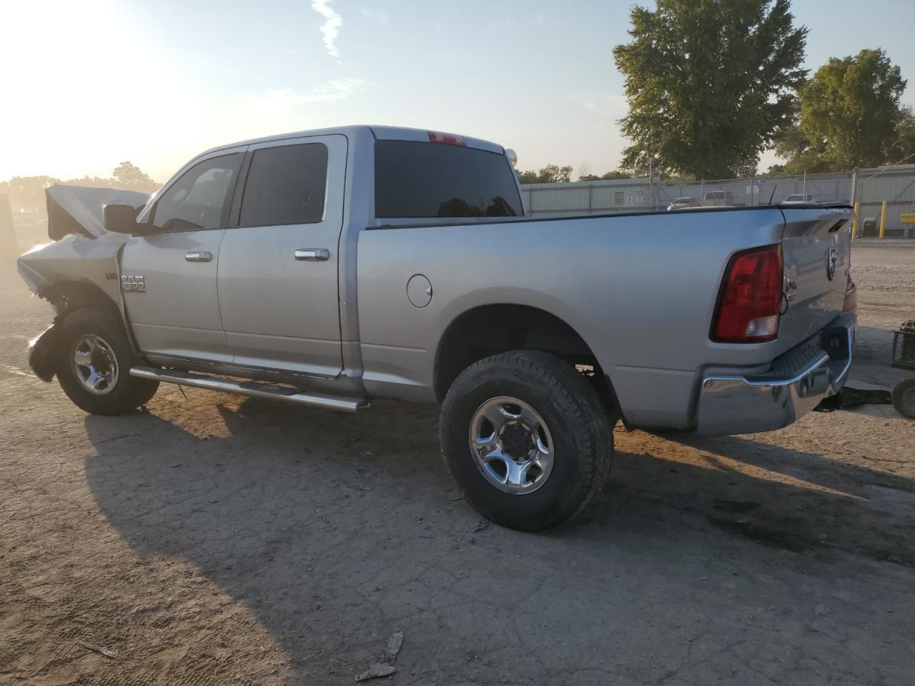 2013 RAM 2500 - Image 2