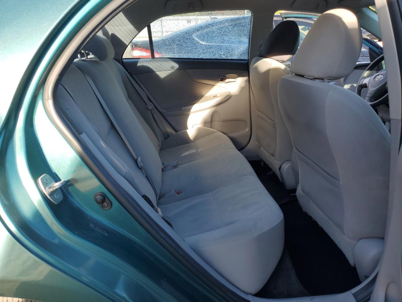 2010 Toyota Corolla Base VIN: 2T1BU4EE1AC490254 Lot: 75001634